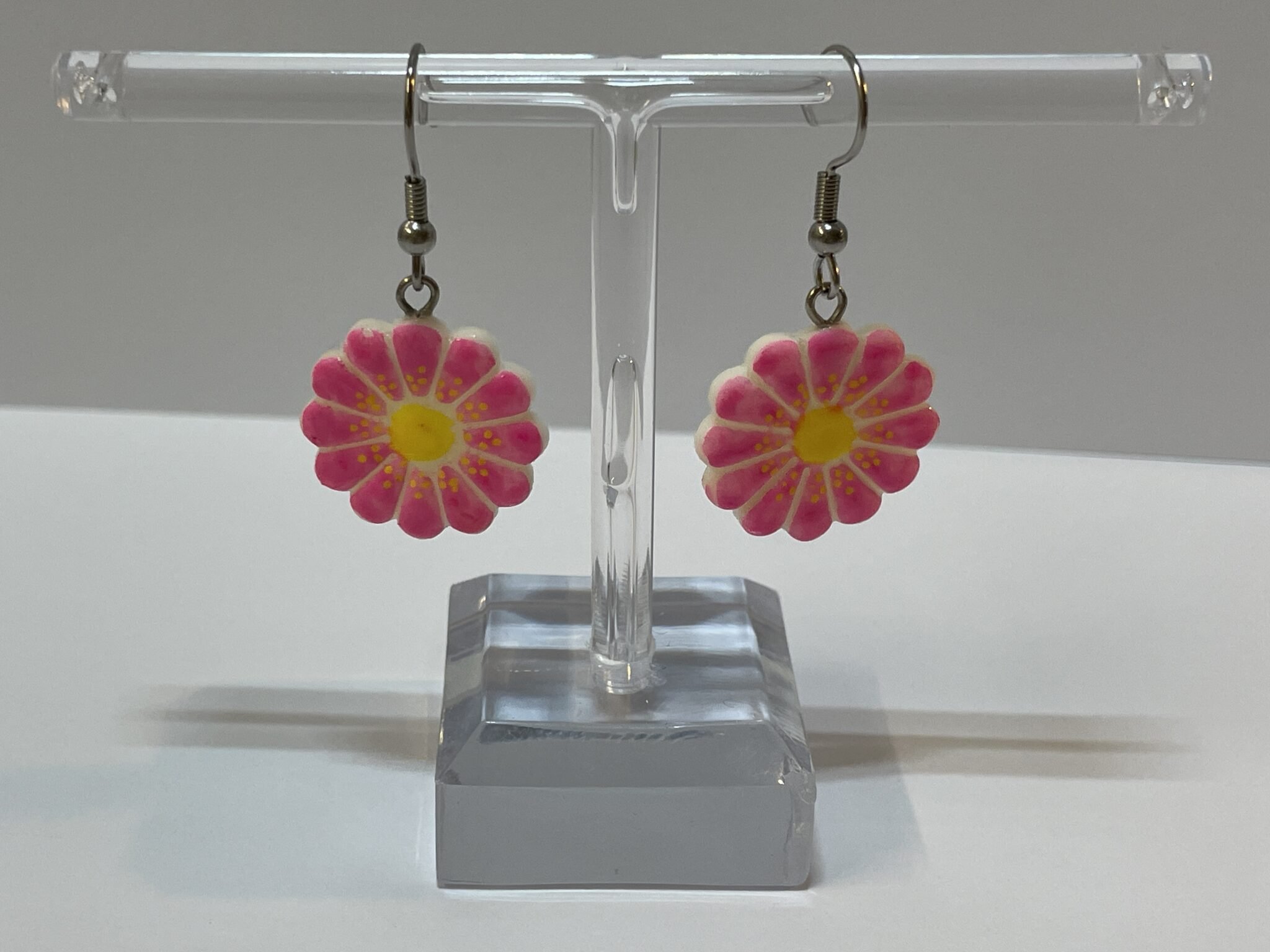 Boucles d’oreilles fleurs roses & phosphorescentes