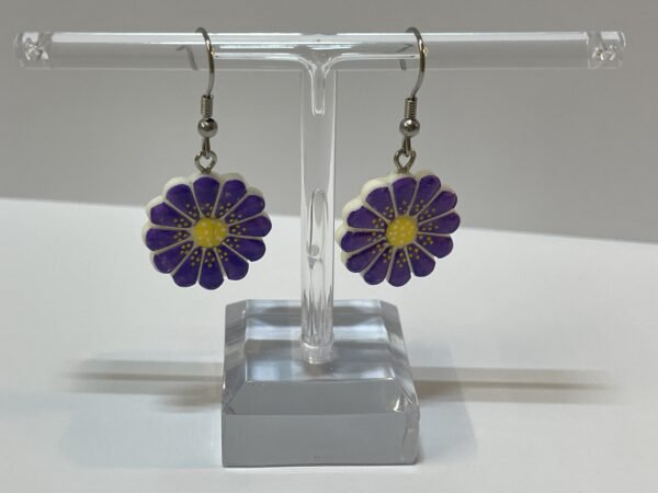 Boucles d'oreilles fleurs violette