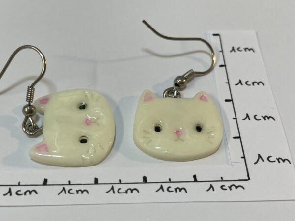 Boucles d'oreilles chat phosphorescent