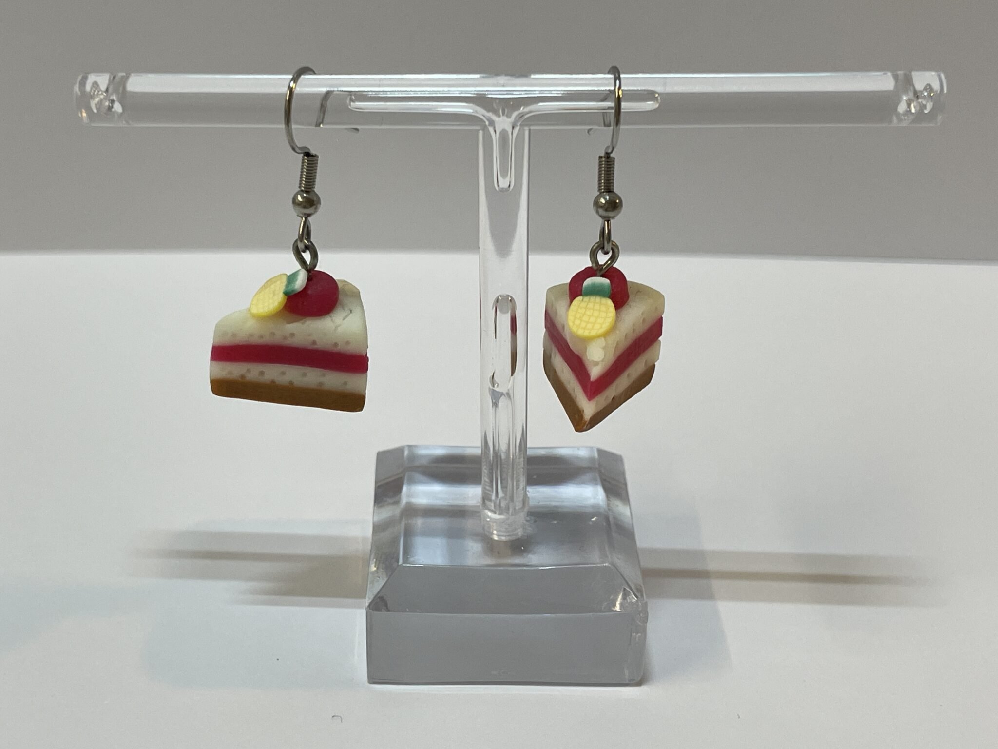 Boucles d’oreilles gâteau à la framboise